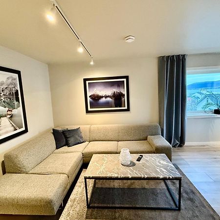 Lyngen - Tag Apartments トロムソ エクステリア 写真