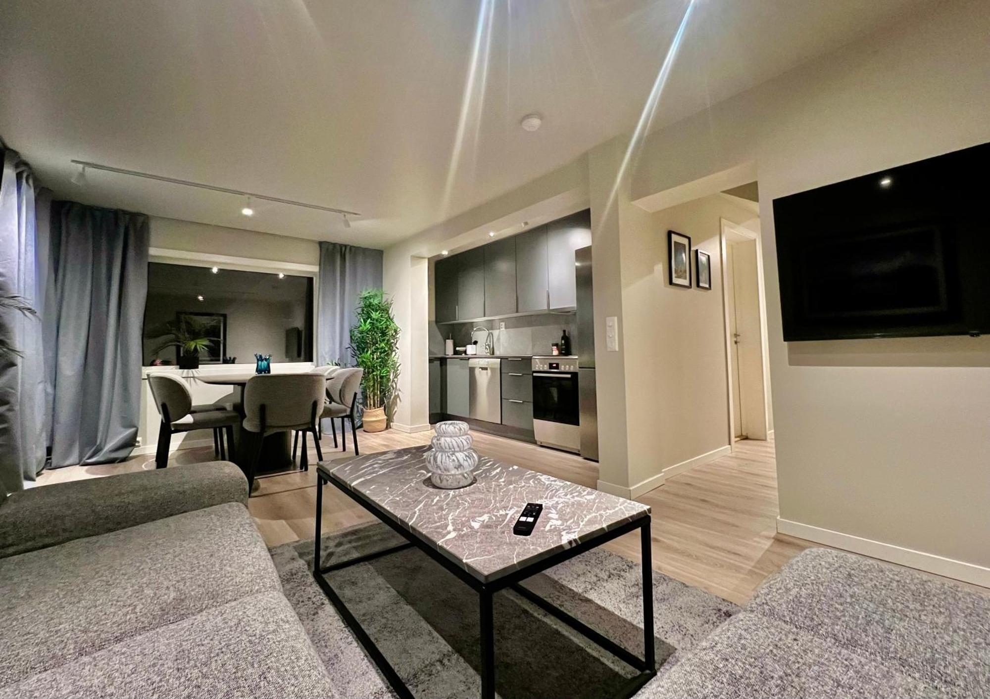 Lyngen - Tag Apartments トロムソ エクステリア 写真