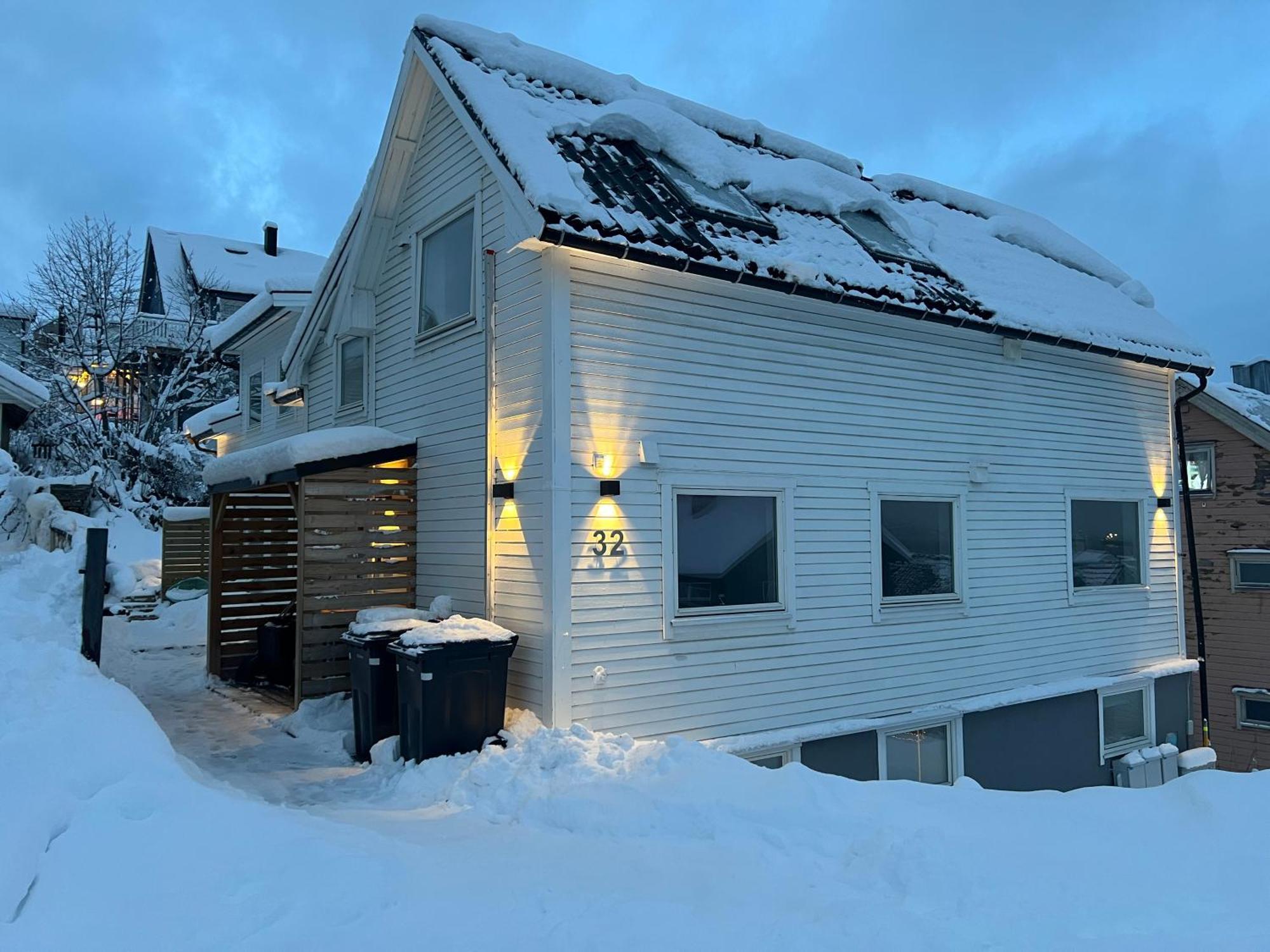 Lyngen - Tag Apartments トロムソ エクステリア 写真